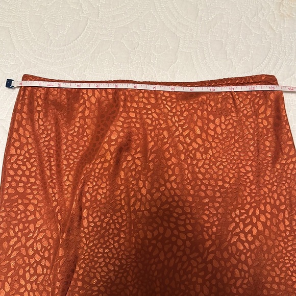 NWOT Passion Rust colored Leopard midi slip skirt Size 8 - Picture 8 of 11